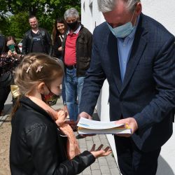 wręczenie nagród w konkursie Z zużytego coś nowego"