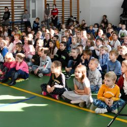 fotorelacja z spektaklu "Laboratorium Dzięku"