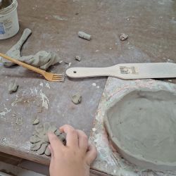 Warsztatach ceramicznych w pracowni Melerart w Wąpielsku