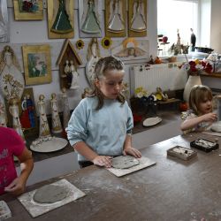 Warsztatach ceramicznych w pracowni Melerart w Wąpielsku