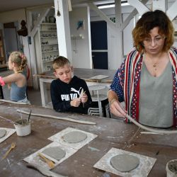 Warsztatach ceramicznych w pracowni Melerart w Wąpielsku