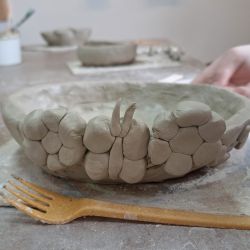 Warsztatach ceramicznych w pracowni Melerart w Wąpielsku