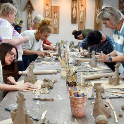 Warsztaty ceramiczne z okazji Dnia Kobiet