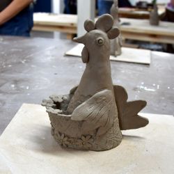 Warsztaty ceramiczne z okazji Dnia Kobiet