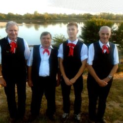 Kapela - od lewej: Zbigniew Dudkiewicz, Ryszard Cąbrowski, Kamil Kamiński, Henryk Kamiński