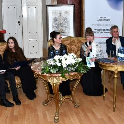 Promocja tomiku poezji Agnieszki Jabłońskiej „Jak sen wiolonczeli” w Pałacu w Lubostroniu