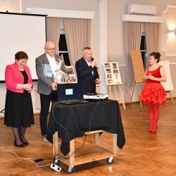 15-lecie działalności Osieckiej Grupy Teatralno-Wokalnej