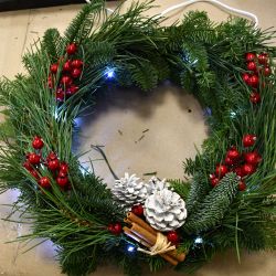 Warsztaty tworzenia świątecznych wianków