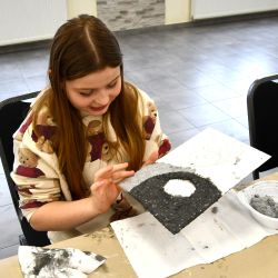 Warsztaty "Plastyczne Inspiracje" - Papierowe czary-mary